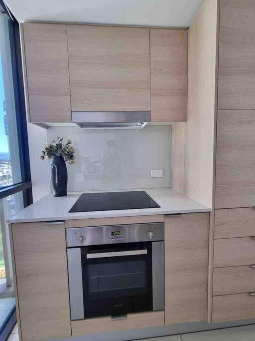 Broadbeach Business Or Leisure Gold Coast Esterno foto