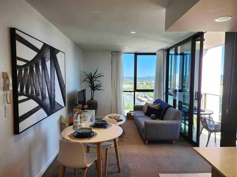 Broadbeach Business Or Leisure Gold Coast Esterno foto